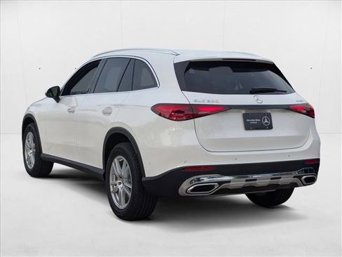 New 2026 Mercedes-Benz GLC 300 4MATIC image 9