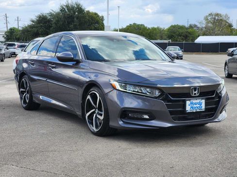 Used 2020 Honda Accord Sport image 3