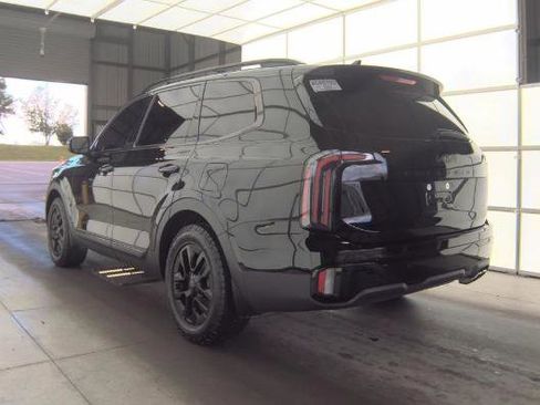 Used 2025 Kia Telluride AWD image 7