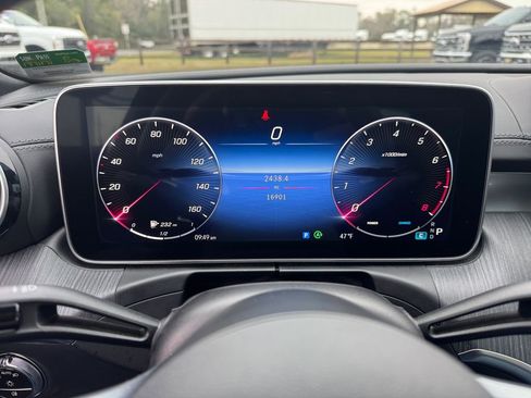 Used 2023 Mercedes-Benz C 300 4MATIC Sedan image 34