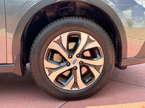 Used 2021 Subaru Outback Touring XT AWD/4WD image 33