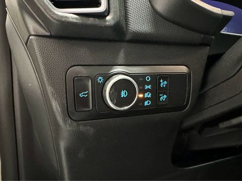 Used 2025 Ford Bronco Sport Badlands image 16