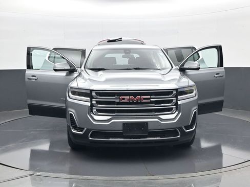 Used 2023 GMC Acadia SLE FWD image 32