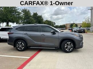 Used 2024 Toyota Highlander XLE AWD/4WD video 2