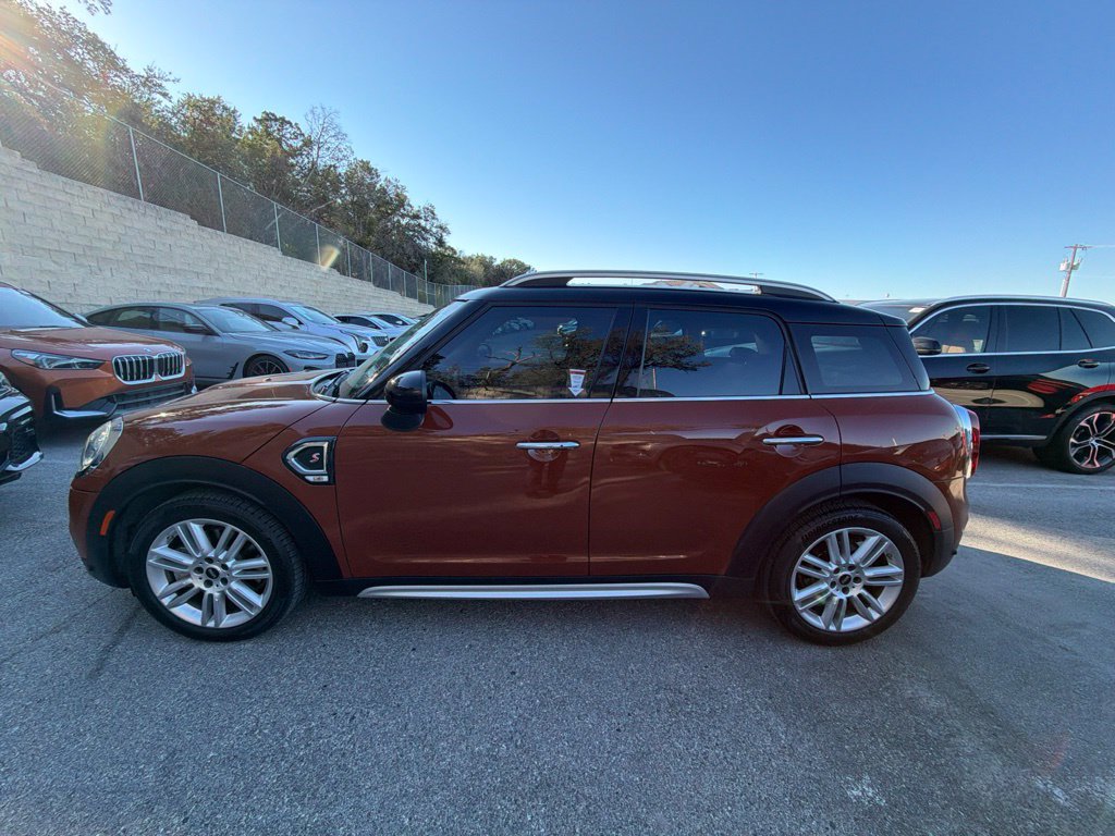 Used 2019 MINI Cooper Countryman S w/ Driver Assistance Package FWD image 2
