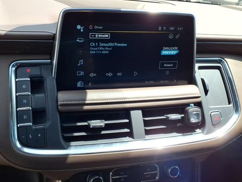 Certified 2023 Chevrolet Tahoe High Country AWD/4WD image 17