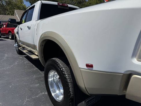 Used 2014 RAM 3500 Laramie Longhorn AWD/4WD image 15