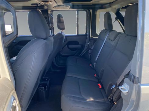 Used 2023 Jeep Wrangler Unlimited Sport image 13