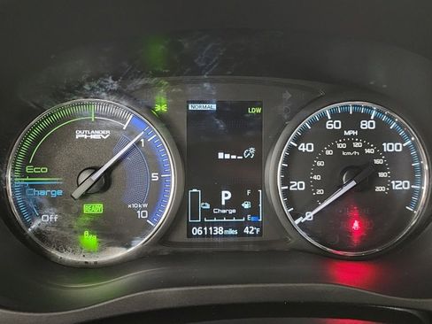 Used 2022 Mitsubishi Outlander SEL image 10