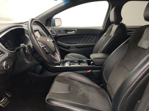 Used 2019 Ford Edge ST w/ Equipment Group 401A AWD/4WD image 17