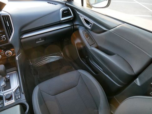 Used 2023 Subaru Forester Premium image 11