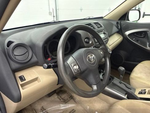 Used 2012 Toyota RAV4 4WD w/ Value Pkg image 15