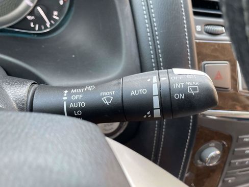 Used 2017 INFINITI QX80 2WD image 20