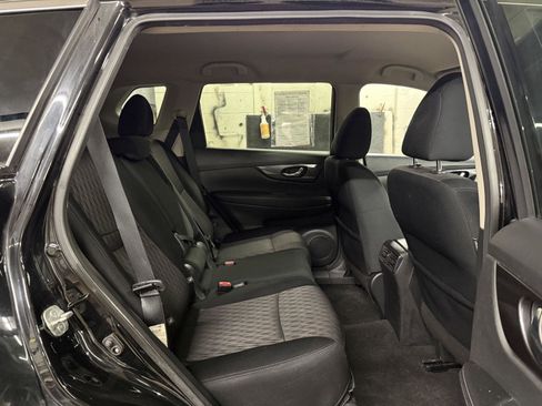 Used 2019 Nissan Rogue S w/ Special Edition Package image 20