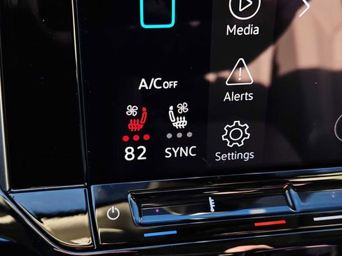 New 2026 Volkswagen Atlas SE image 16