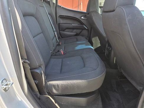 Used 2018 Chevrolet Colorado LT AWD/4WD image 40