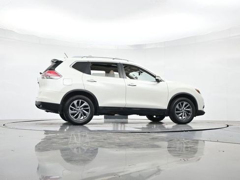 Used 2016 Nissan Rogue SL w/ SL Premium Package image 31