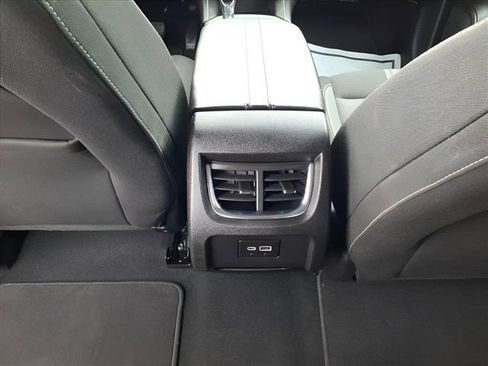 Used 2025 Chevrolet Blazer LT image 16