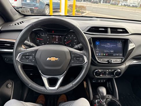 Used 2023 Chevrolet TrailBlazer ACTIV w/ Sun and Liftgate Package image 41