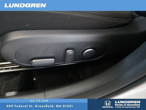 Used 2025 Hyundai Kona SEL AWD/4WD image 14