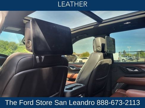 Used 2023 GMC Yukon Denali Ultimate AWD/4WD image 8