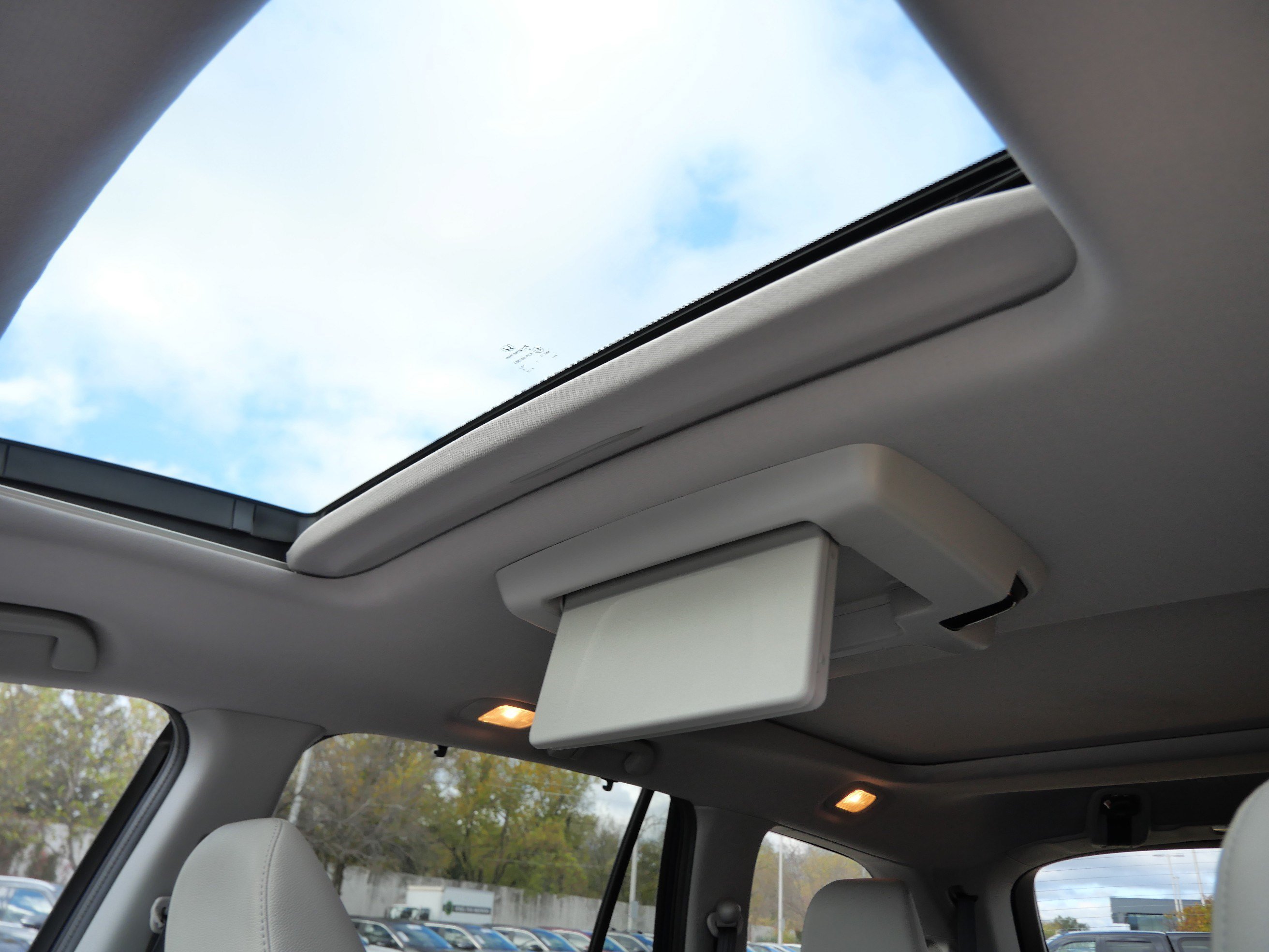 Used 2020 Honda Pilot Elite image 33