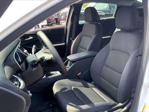 Used 2023 Chevrolet Malibu LS FWD image 8