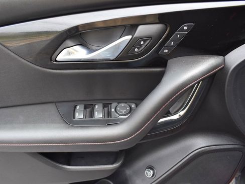 Used 2023 Chevrolet Blazer RS w/ Enhanced Convenience Package image 12