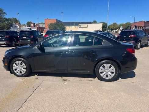 Used 2015 Chevrolet Cruze LS image 5