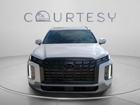 Used 2025 Hyundai Palisade SEL FWD image 10