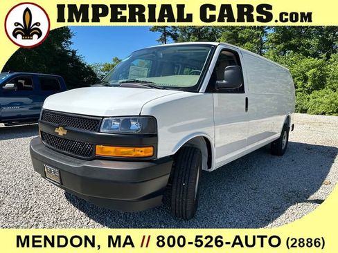 New 2026 Chevrolet Express 2500 Extended RWD image 5