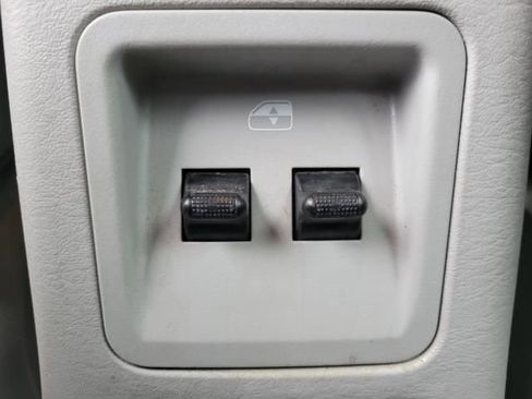 Used 2006 Chrysler PT Cruiser image 12