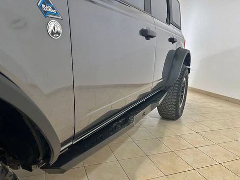 Used 2023 Ford Bronco Black Diamond w/ Sasquatch Package AWD/4WD image 14