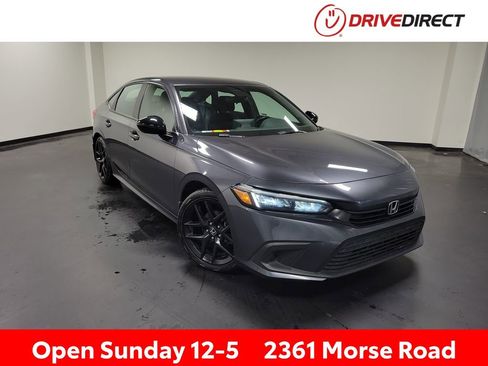 Used 2023 Honda Civic Sport image 1