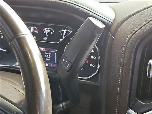 Used 2020 GMC Sierra 1500 SLT w/ X31 Off-Road Package AWD/4WD image 12