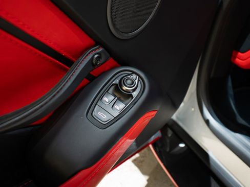 Used 2023 Aston Martin V12 Vantage RWD image 25