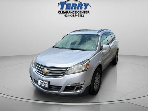Used 2017 Chevrolet Traverse LT AWD/4WD image 3