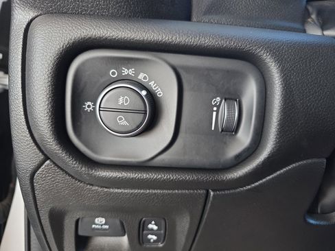 Used 2023 RAM 1500 Lone Star image 26