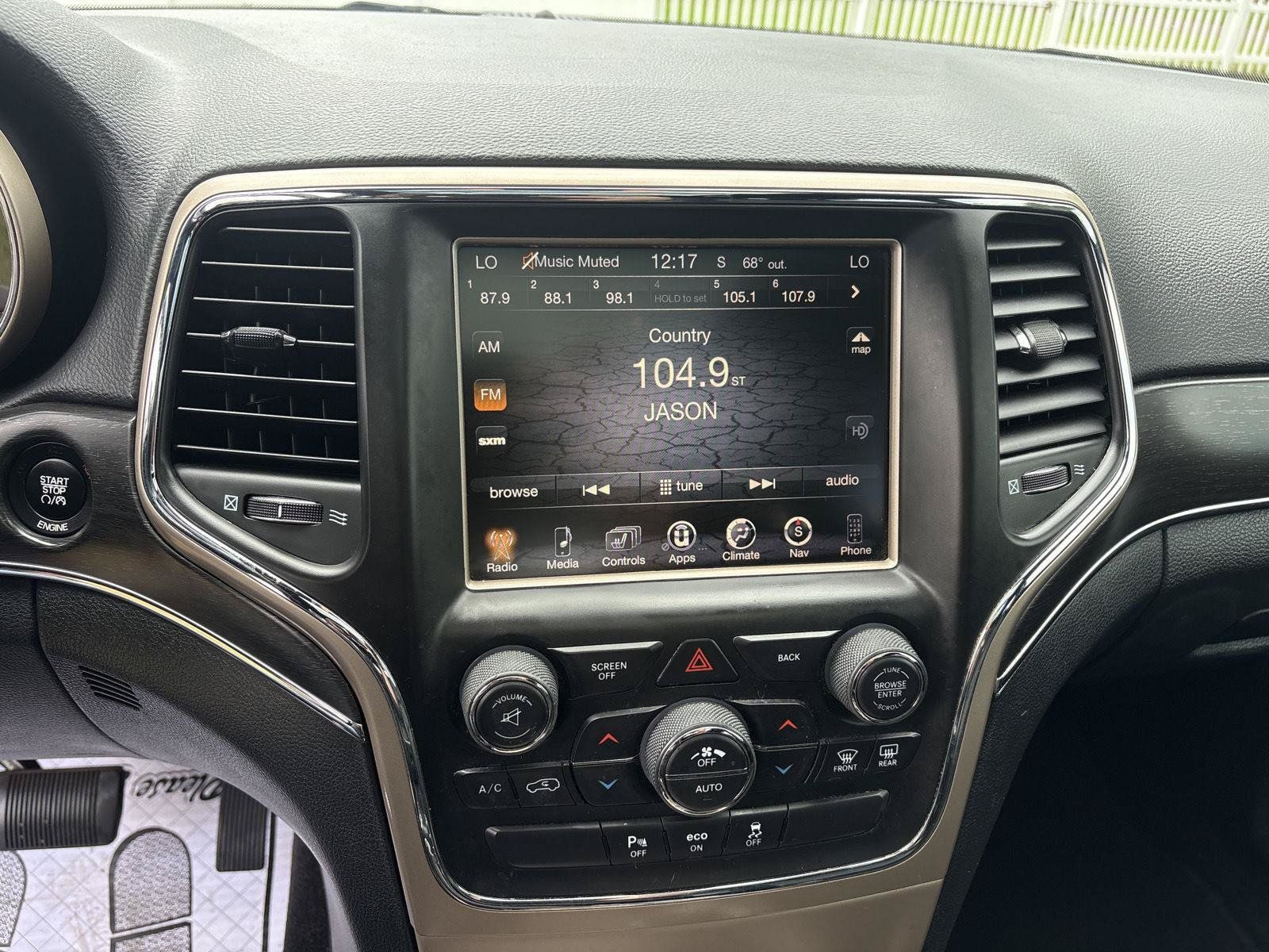 Used 2015 Jeep Grand Cherokee Limited w/ Luxury Group II AWD/4WD image 20