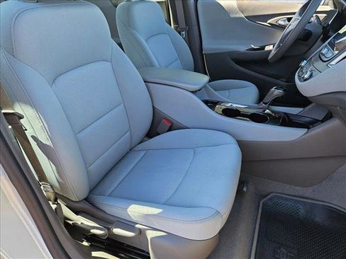 Used 2020 Chevrolet Malibu LS image 18