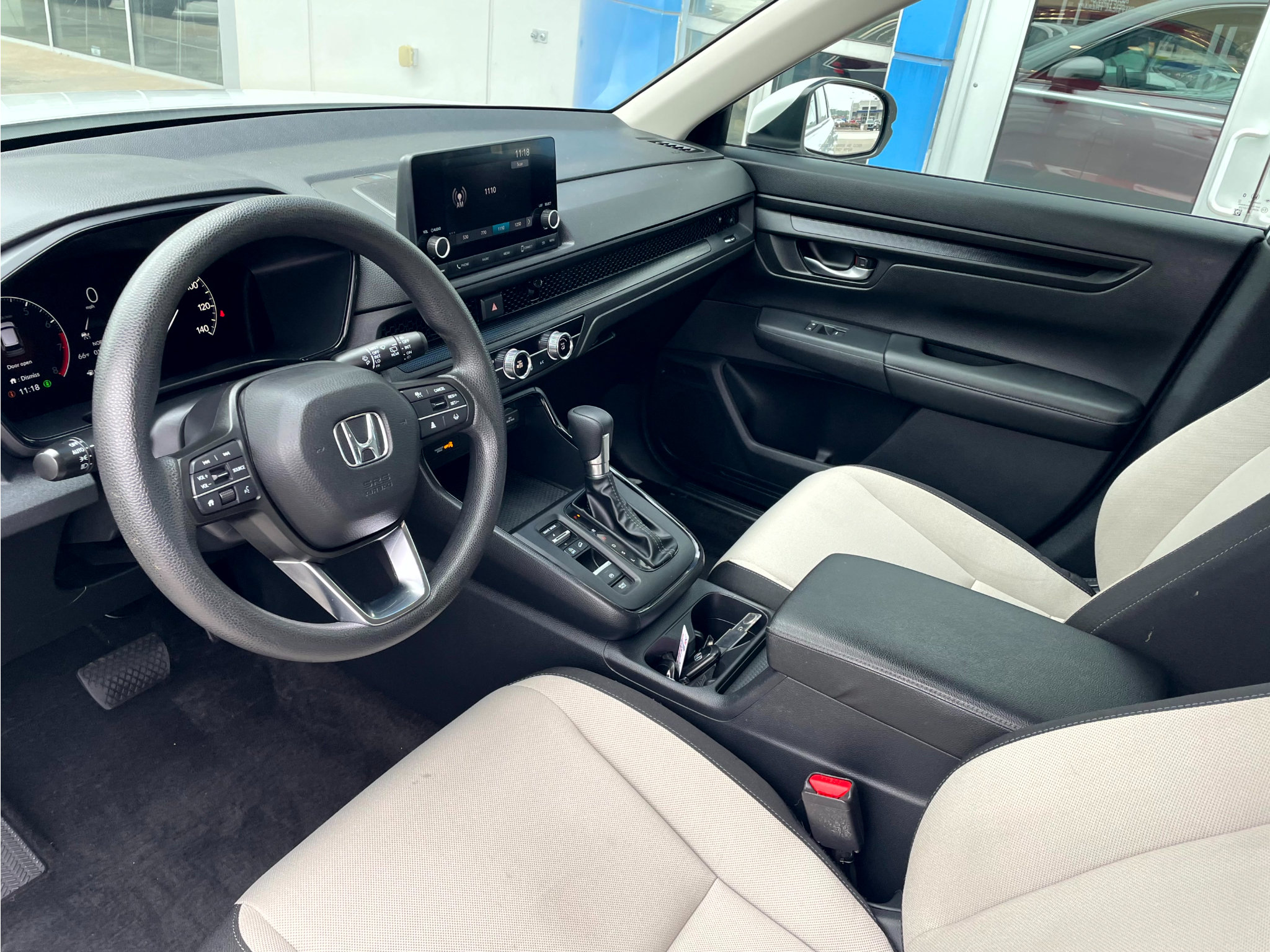 Used 2024 Honda CR-V LX image 11