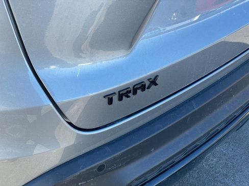Used 2025 Chevrolet Trax RS w/ Driver Confidence Package image 26