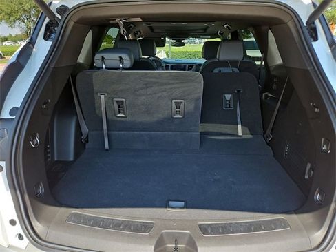 Used 2023 Buick Enclave Essence w/ Experience Buick Package image 24