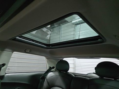 Used 2019 MINI Cooper S w/ Signature Upholstery Package FWD image 14