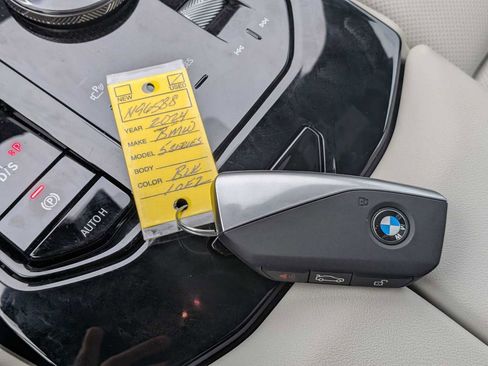 Used 2024 BMW 530i 530i w/ Premium Package image 35