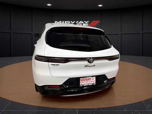 Used 2024 Alfa Romeo Tonale Ti AWD/4WD image 6