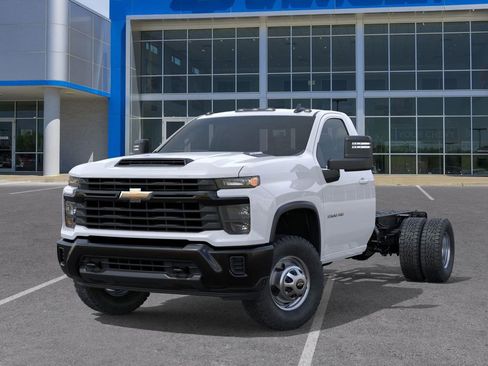 New 2025 Chevrolet Silverado 3500 W/T w/ WT Convenience Package image 7
