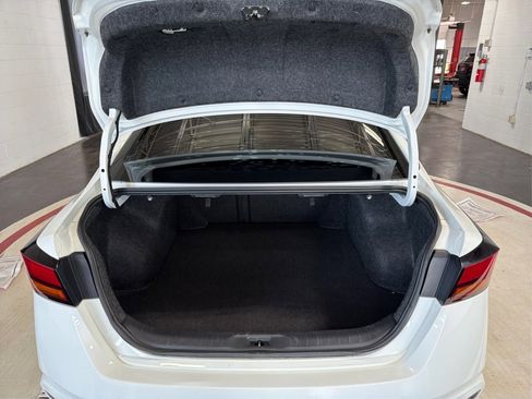 Used 2019 Nissan Altima 2.5 SR image 12