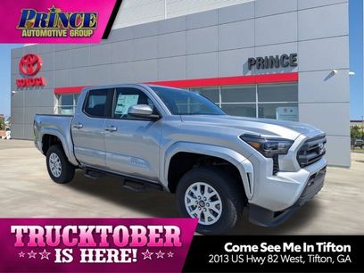 New 2025 Toyota Tacoma SR5