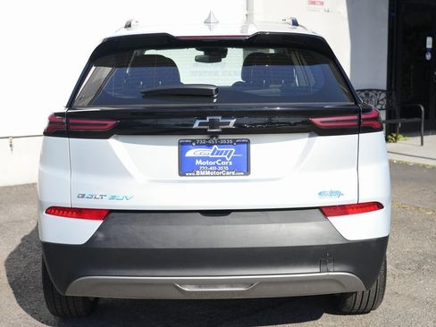 Used 2022 Chevrolet Bolt EUV LT image 6